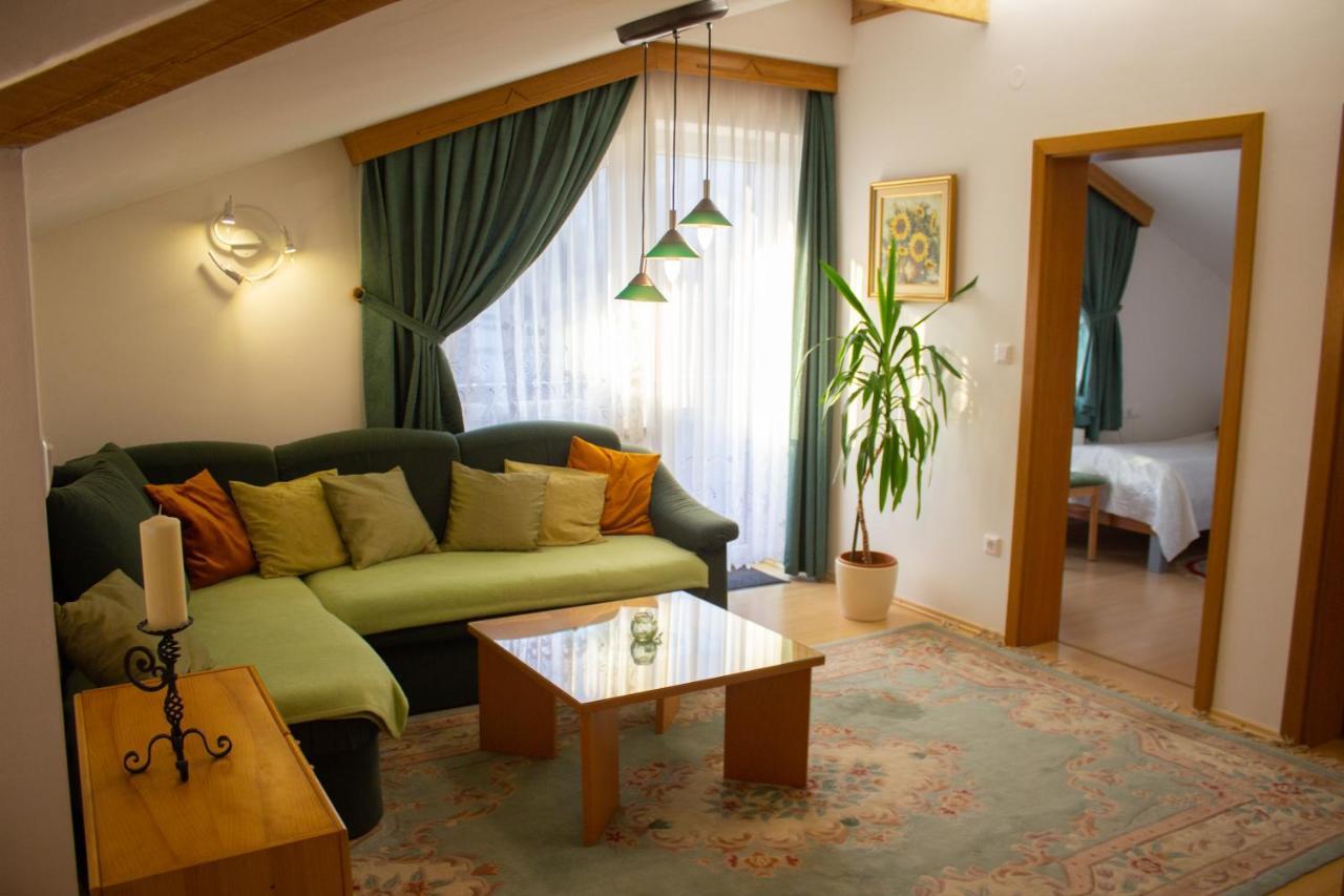 Garden Apartments Jansa رادوفيتْسا الغرفة الصورة