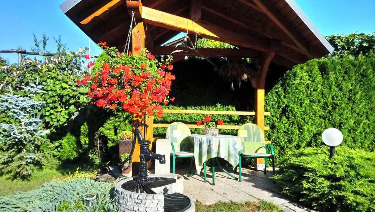 Garden Apartments Jansa رادوفيتْسا المظهر الخارجي الصورة